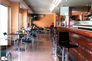 אל קאמפיו Hotel Nuria מראה חיצוני תמונה