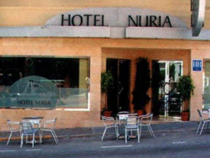 אל קאמפיו Hotel Nuria מראה חיצוני תמונה